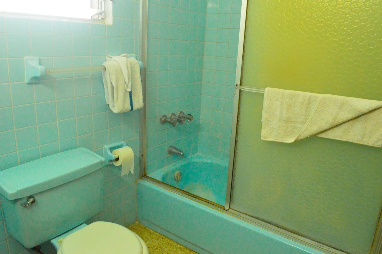 Sahara Dela Mer Inn Бухта Монтего Экстерьер фото